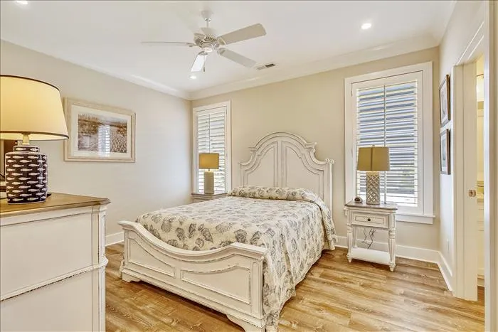 Marlie's Retreat, 121 Yaupon Ave Garden City, SC 29576 photo 23
