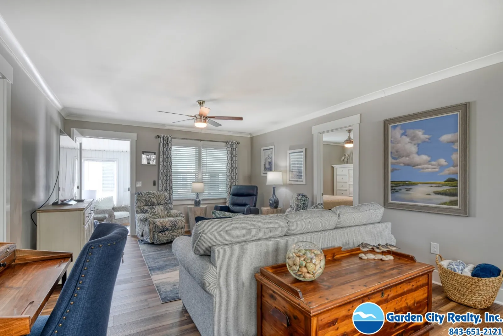 D-D's Beach House photo 9