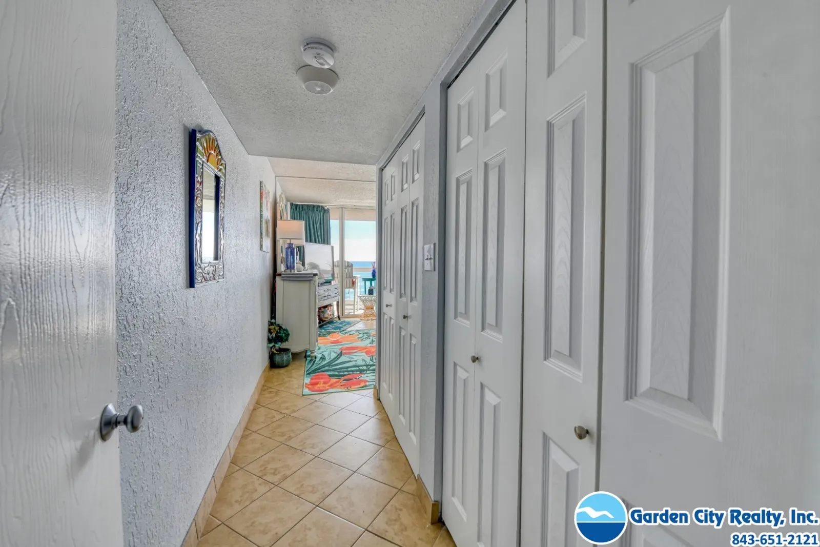 Water's Edge 312 photo 24