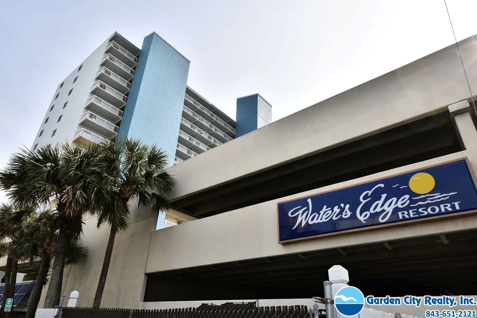 Water's Edge 1511 photo 24