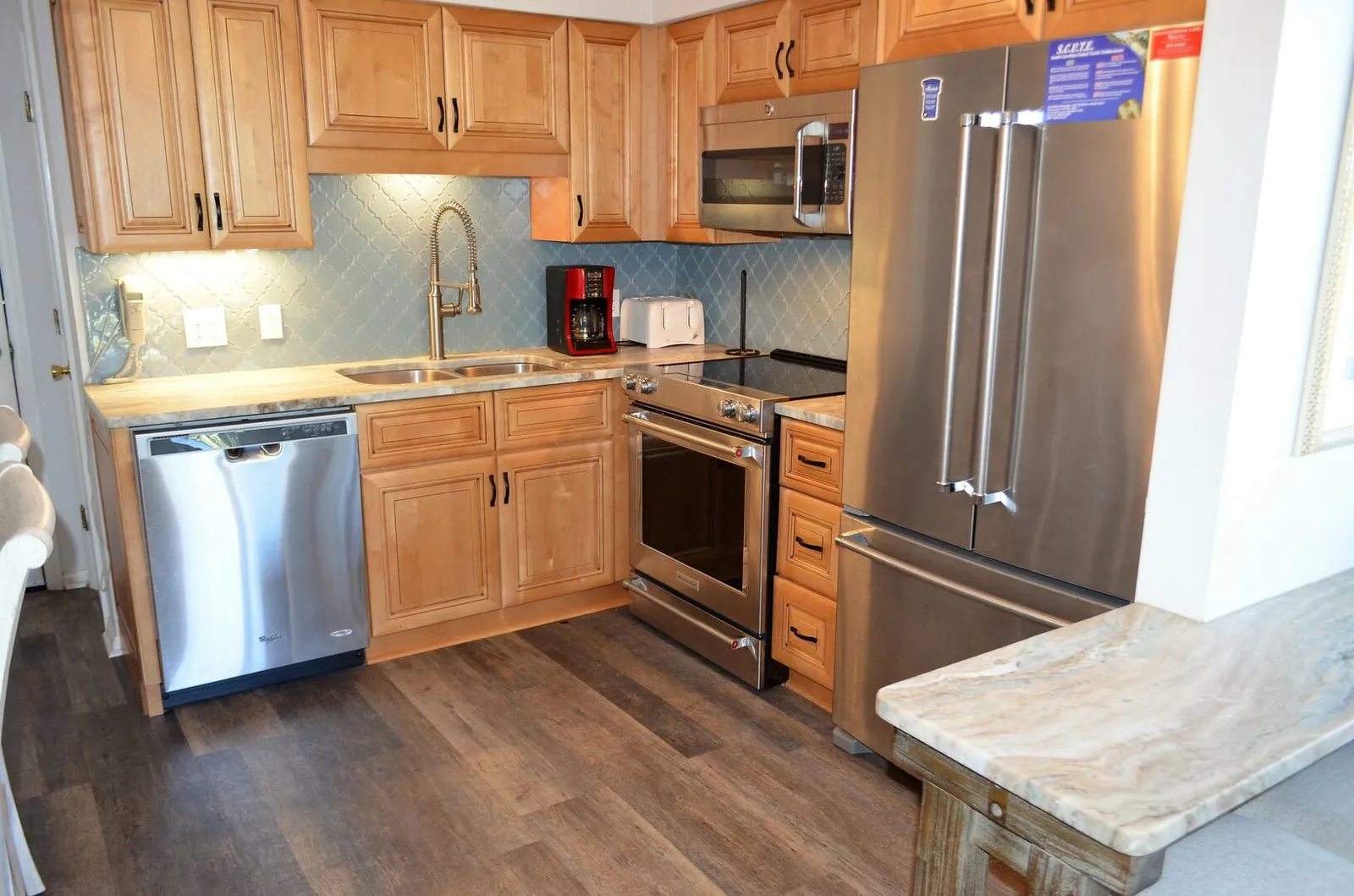 Inlet Pointe 48 photo 8