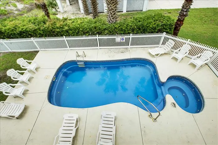Royal Jewel 1779 S. Waccamaw Drive Garden City, SC 29576 photo 3