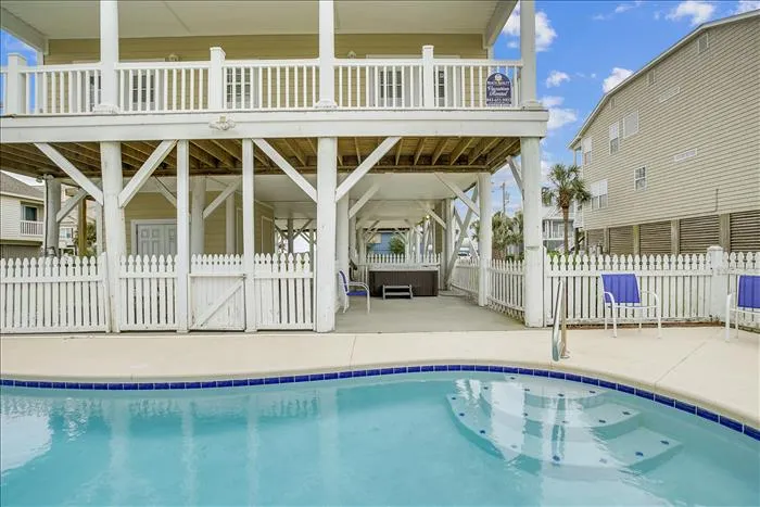 Royal Paradise 1856 S. Waccamaw Dr. Garden City, SC 29576 photo 6