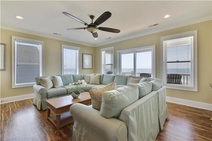 Treasure By The Sea 1037 S. Waccamaw Drive Garden City, SC 29576 photo 19