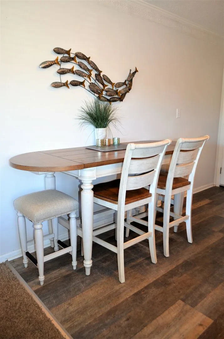Inlet Pointe 48 photo 10
