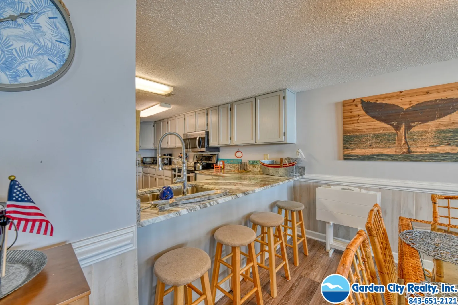 Horizon East Penthouse C photo 9