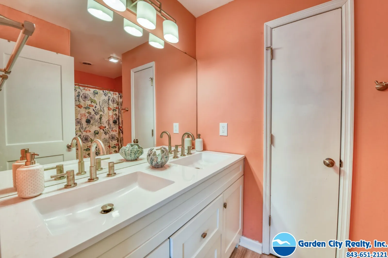 1107 N Waccamaw Dr Unit 6 photo 19
