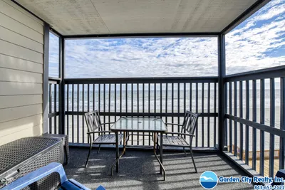 Sea Oaks 303