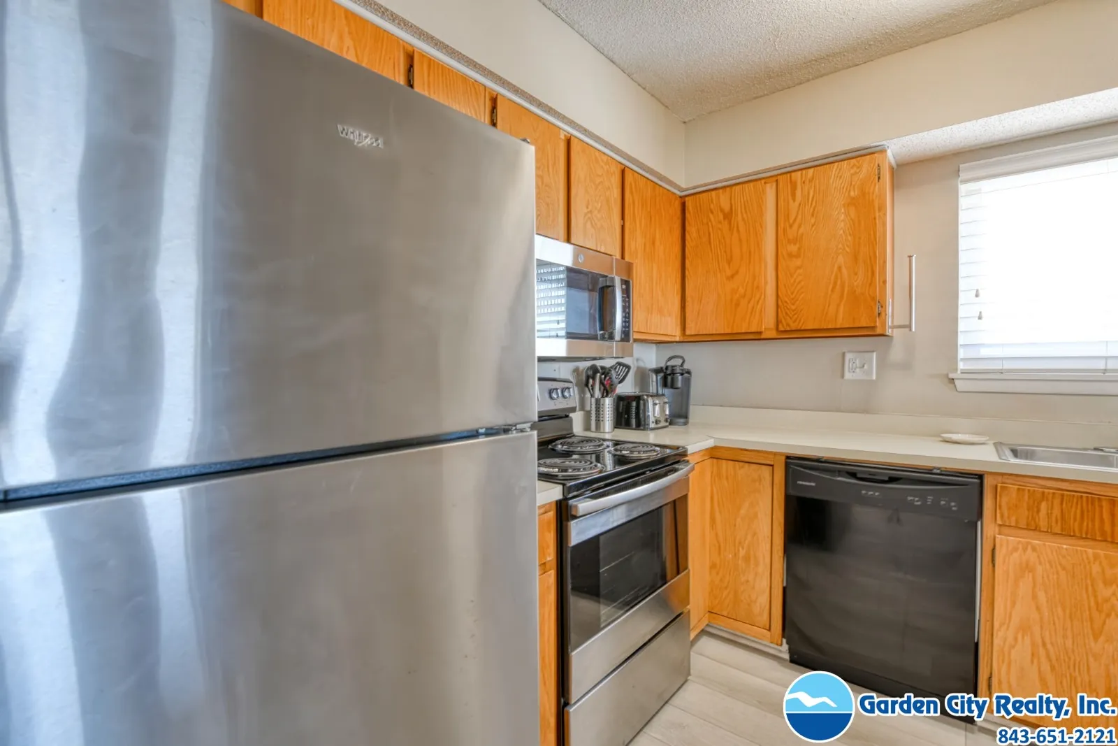 Afterdeck 206 photo 19