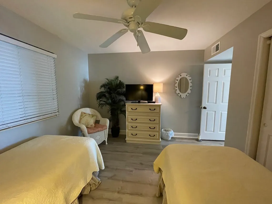 Horizon East 703 photo 14
