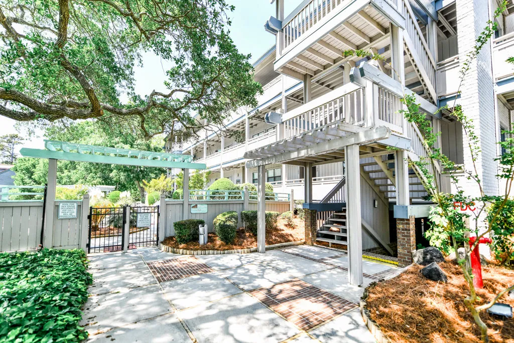 Sea Grove 101 photo 18