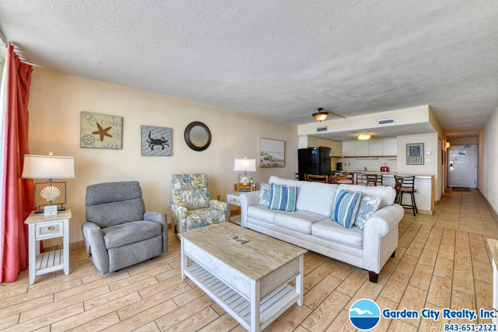 Water's Edge 709 photo 5