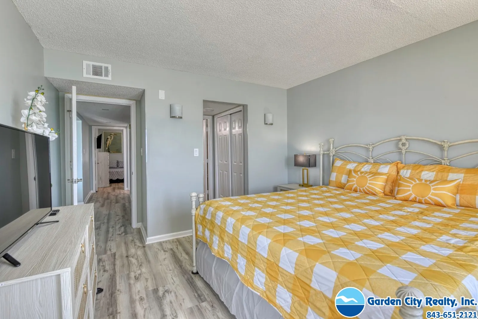 Horizon East 602 photo 19
