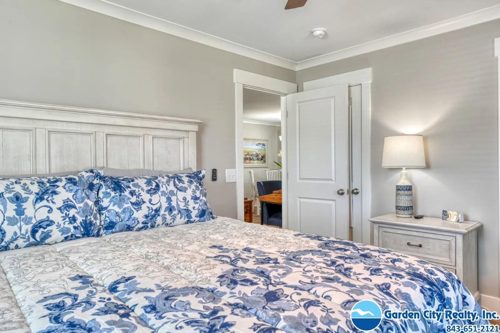D-D's Beach House photo 21