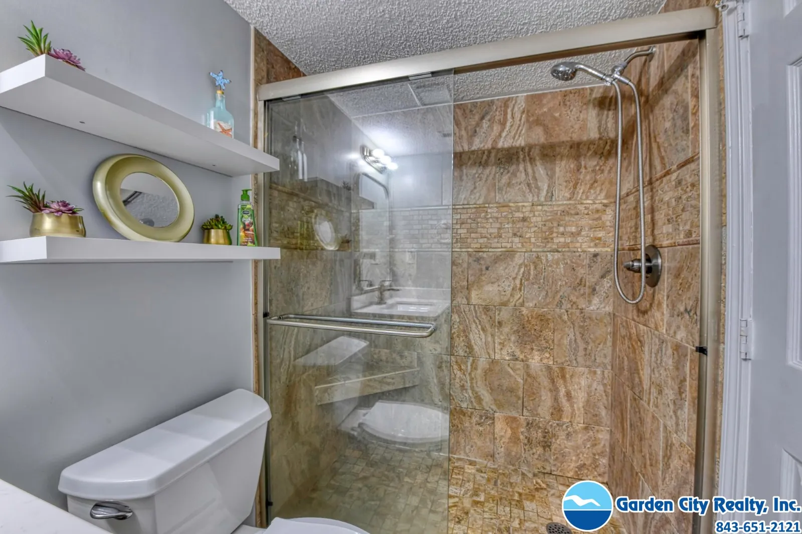 Horizon East 602 photo 22
