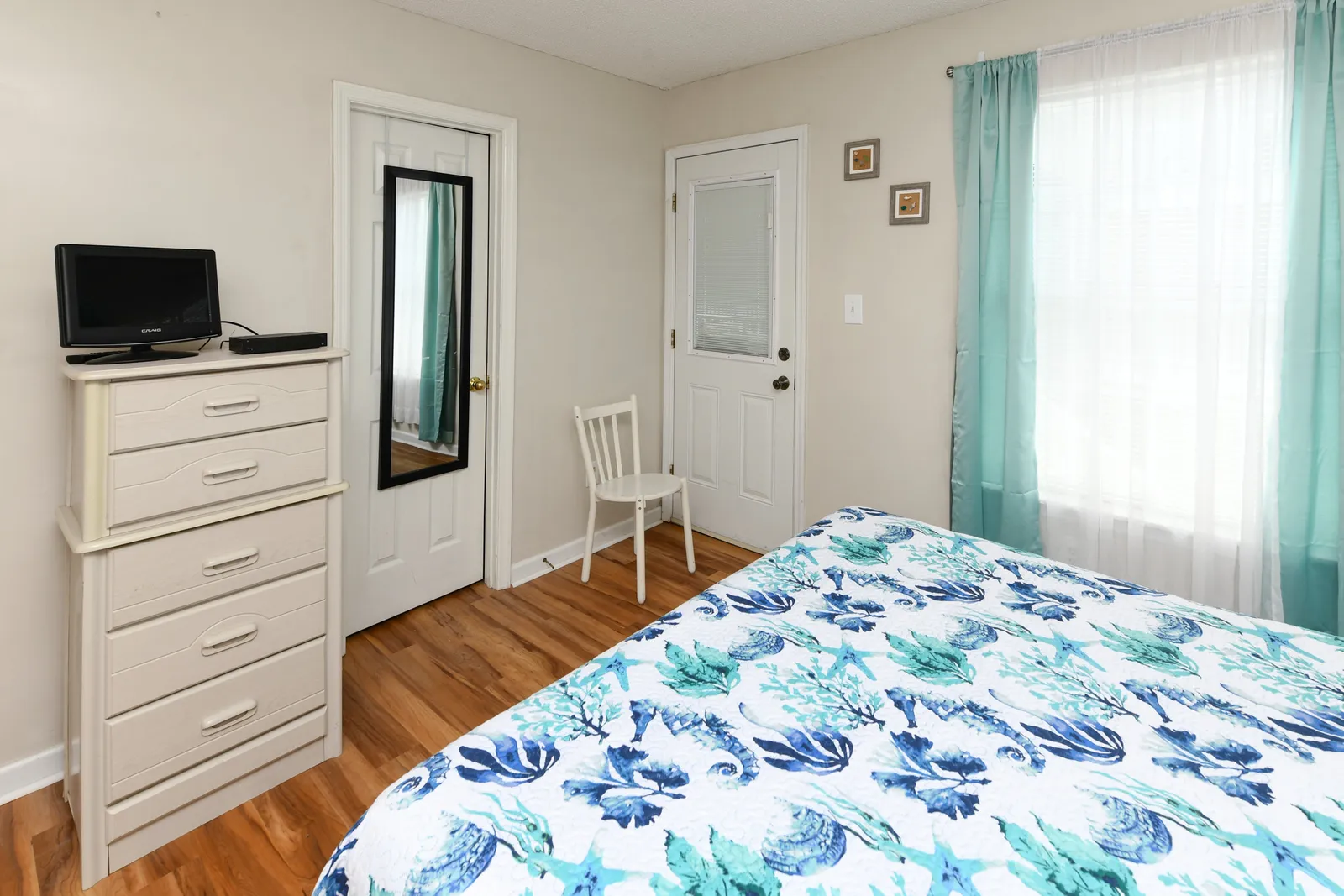Brooke House photo 8