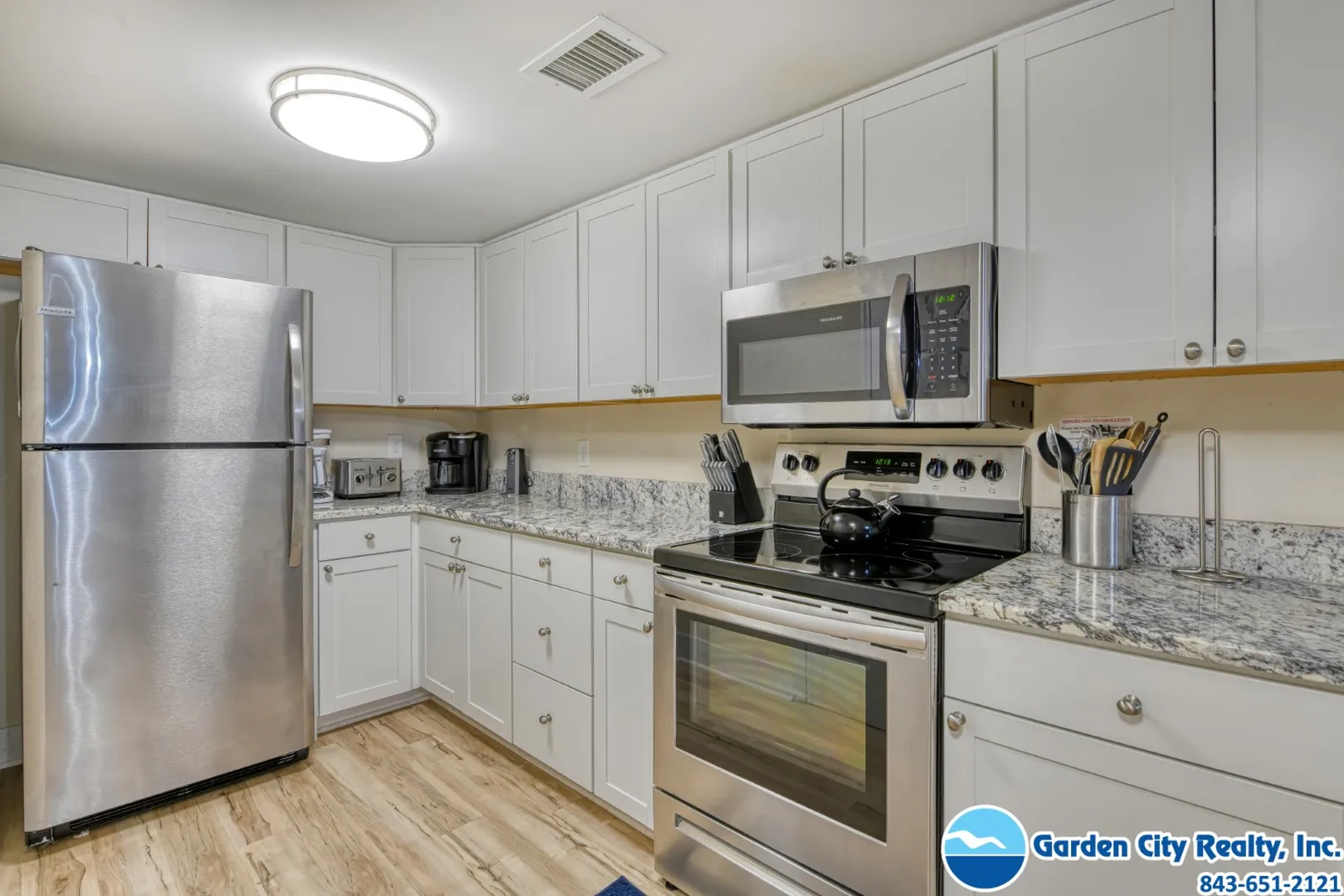 Horizon East 403 photo 10