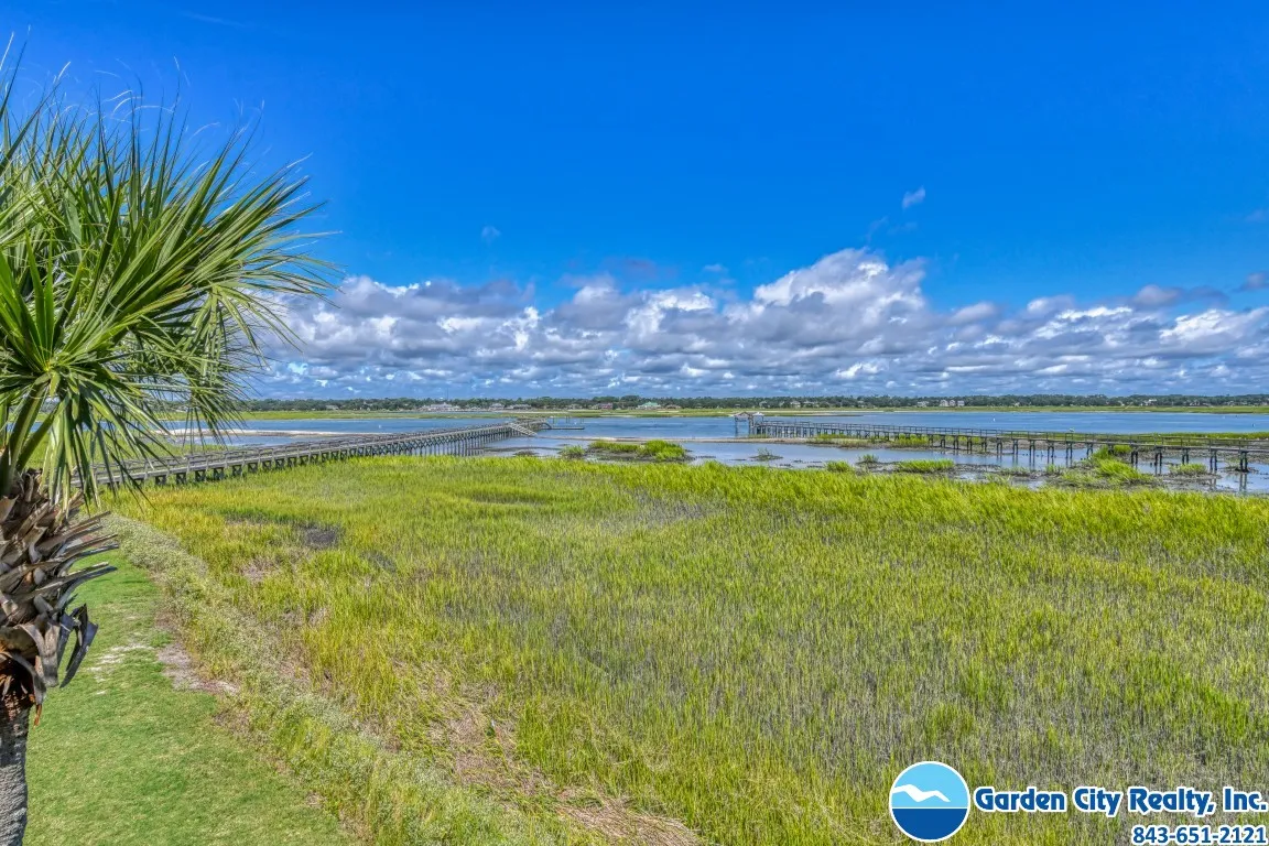 Inlet Pointe 33 photo 1