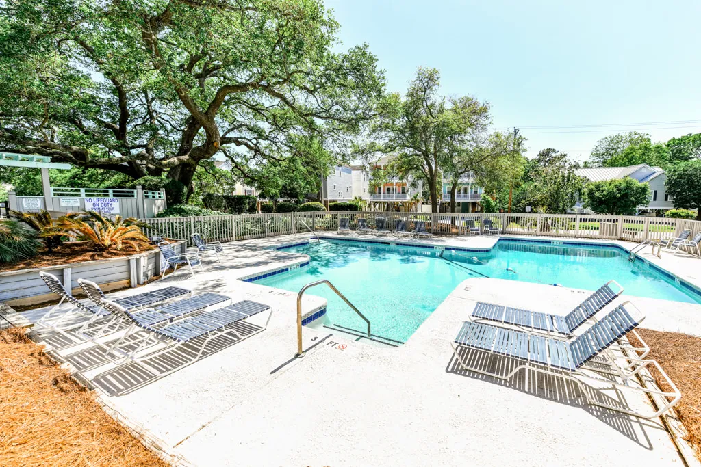 Sea Grove 306 photo 17
