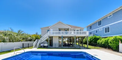 Lollipops Beach House