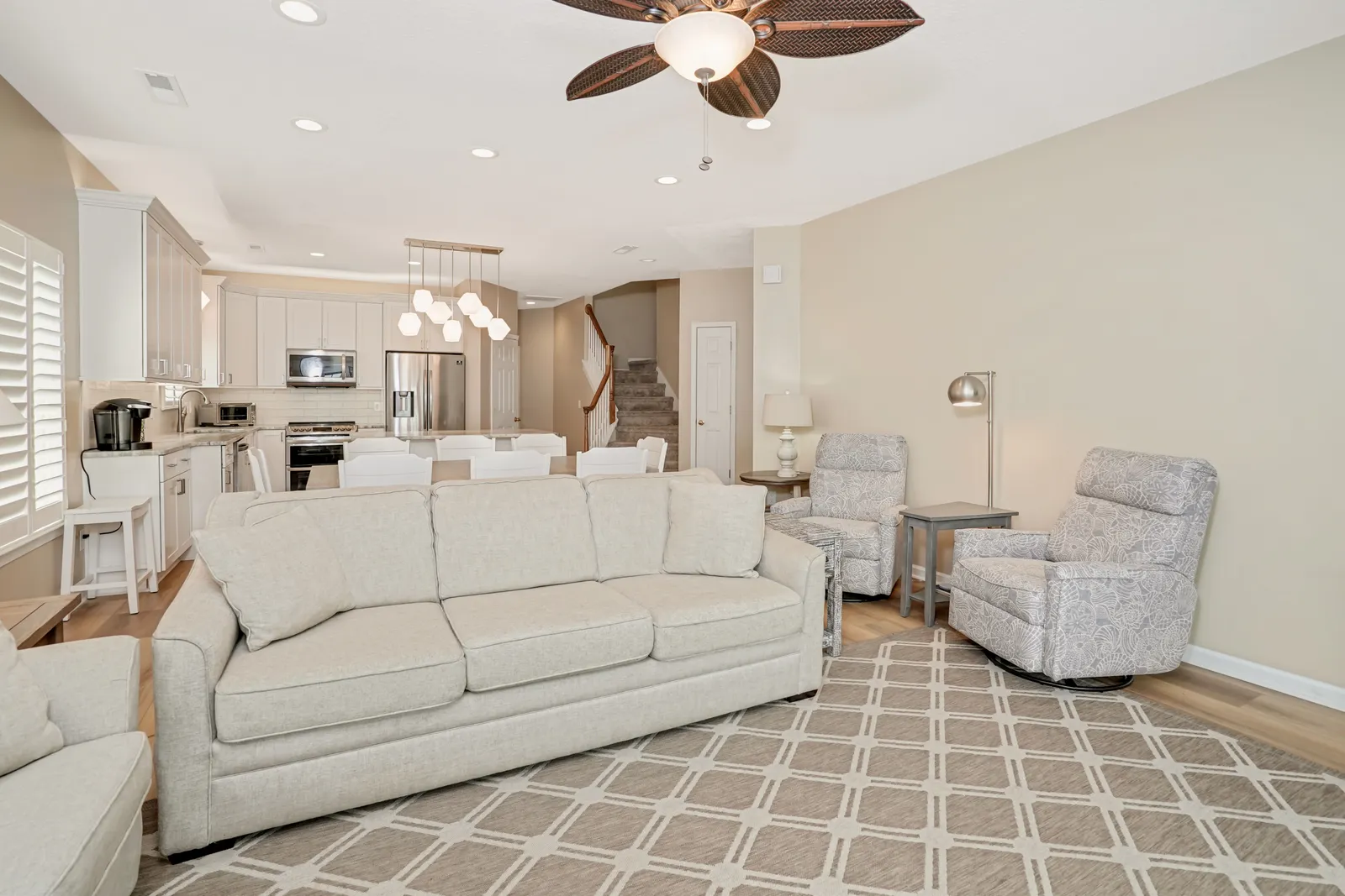 Sunnyside Treasure photo 8