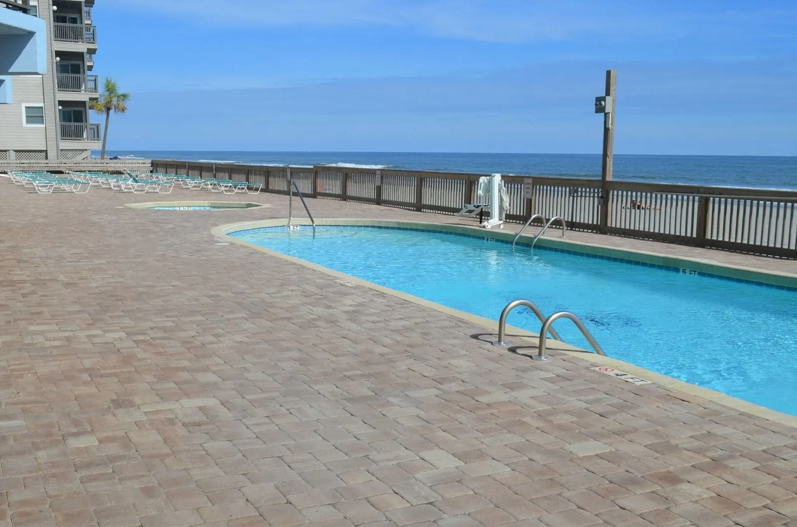 Royal Garden Resort 1502 photo 18