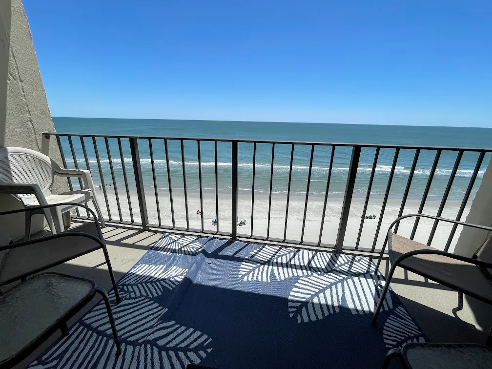 Horizon East 704 photo 24