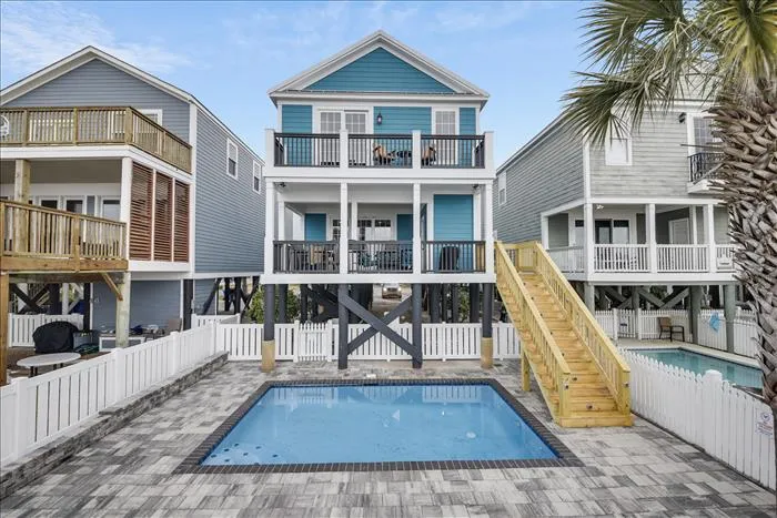 La Esmeralda photo 2