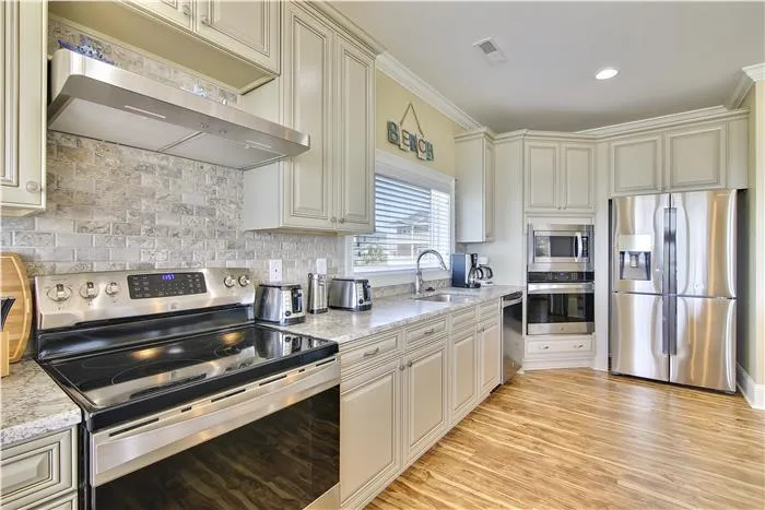 Treasure By The Sea 1037 S. Waccamaw Drive Garden City, SC 29576 photo 18