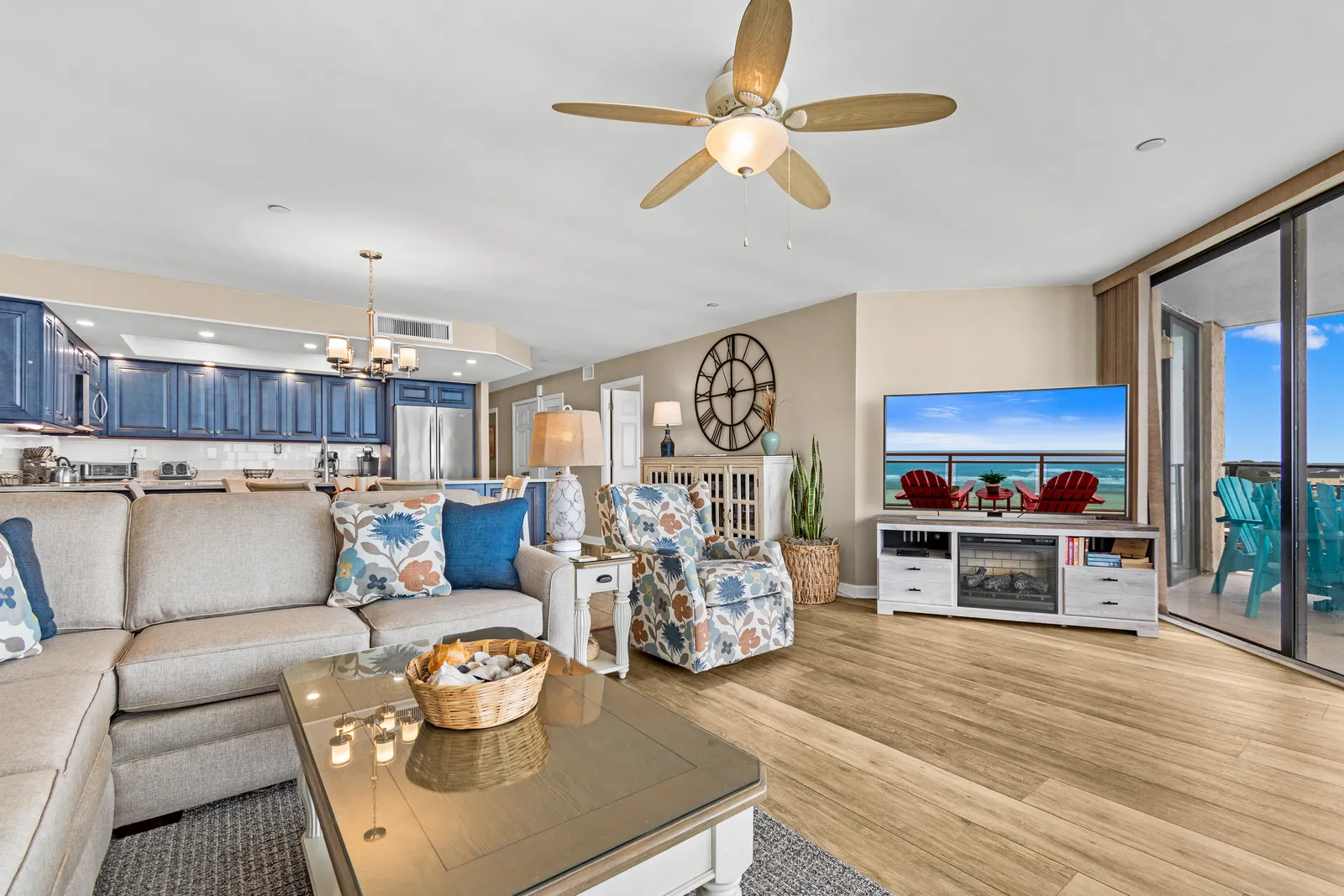 Surf Master, Unit 601 photo 16