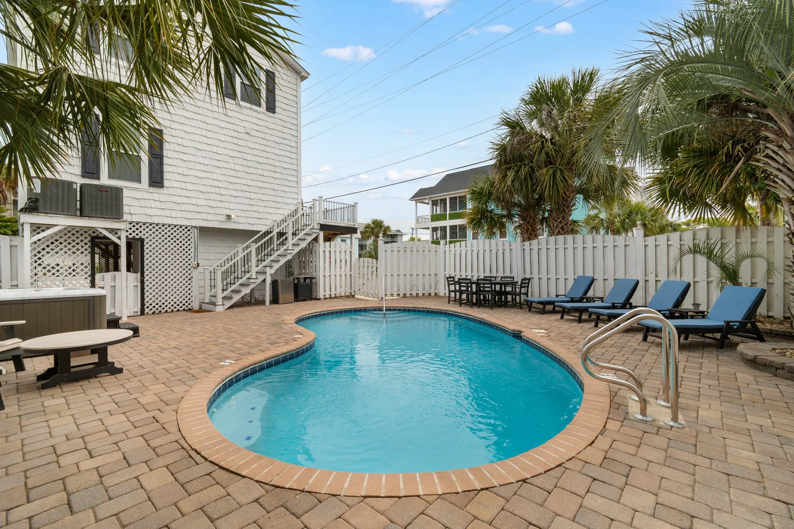 Mahalo House photo 12