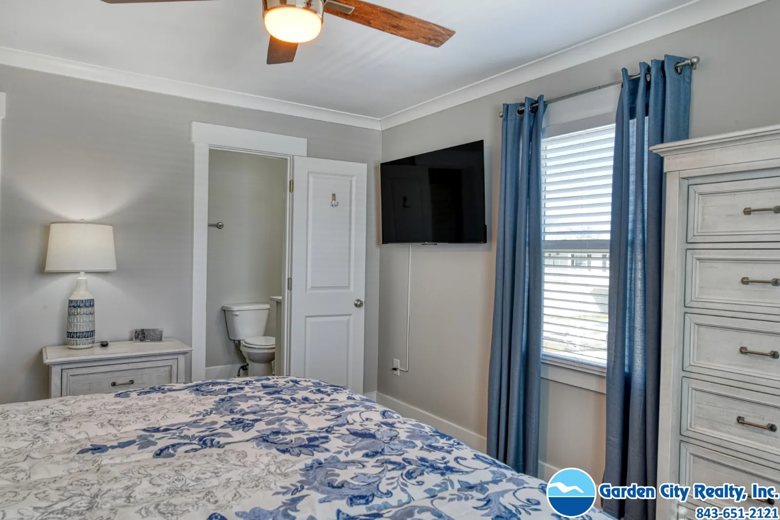 D-D's Beach House photo 22