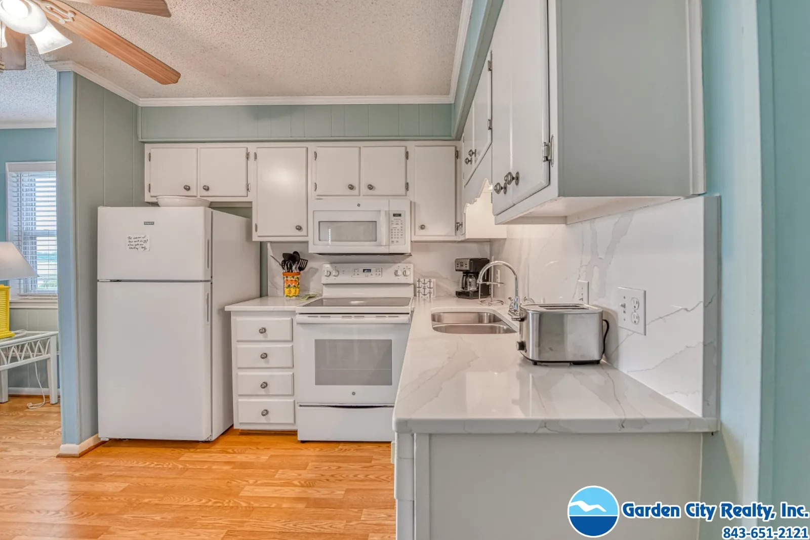 Inlet Pointe 33 photo 17