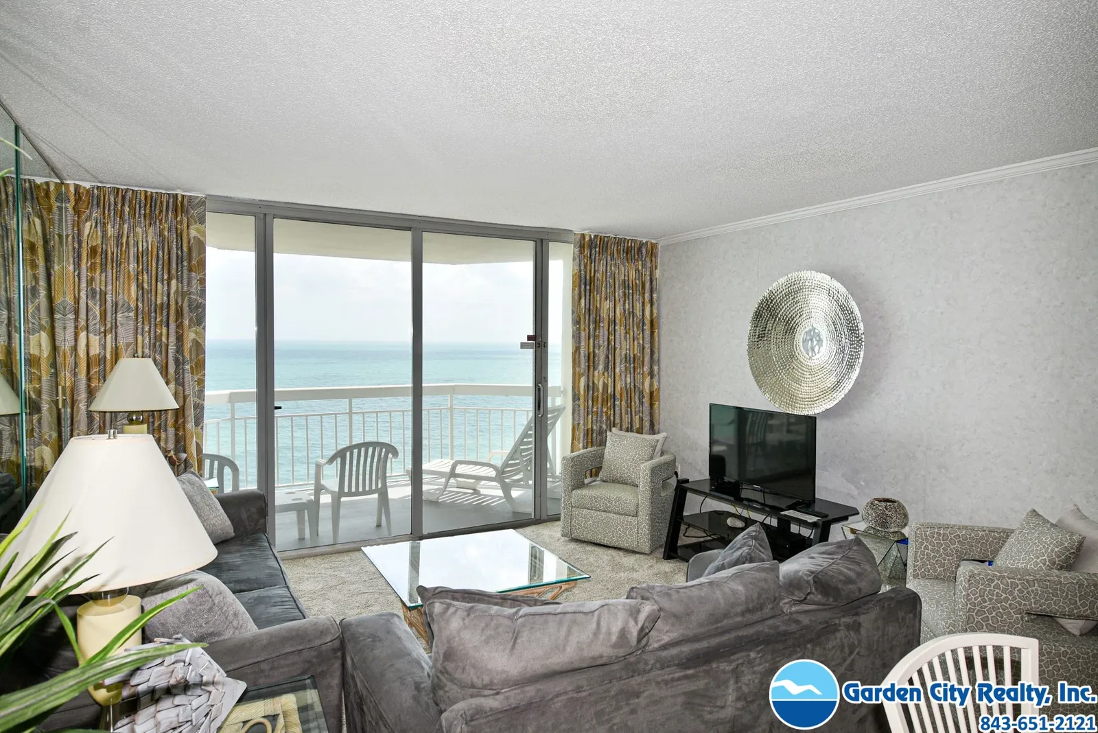 Water's Edge 1511 photo 7