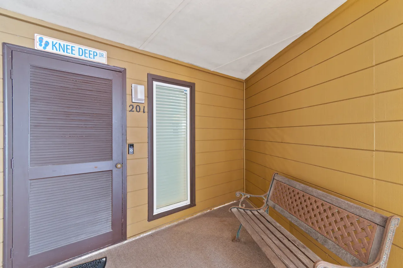 After Deck, Unit 201 photo 9