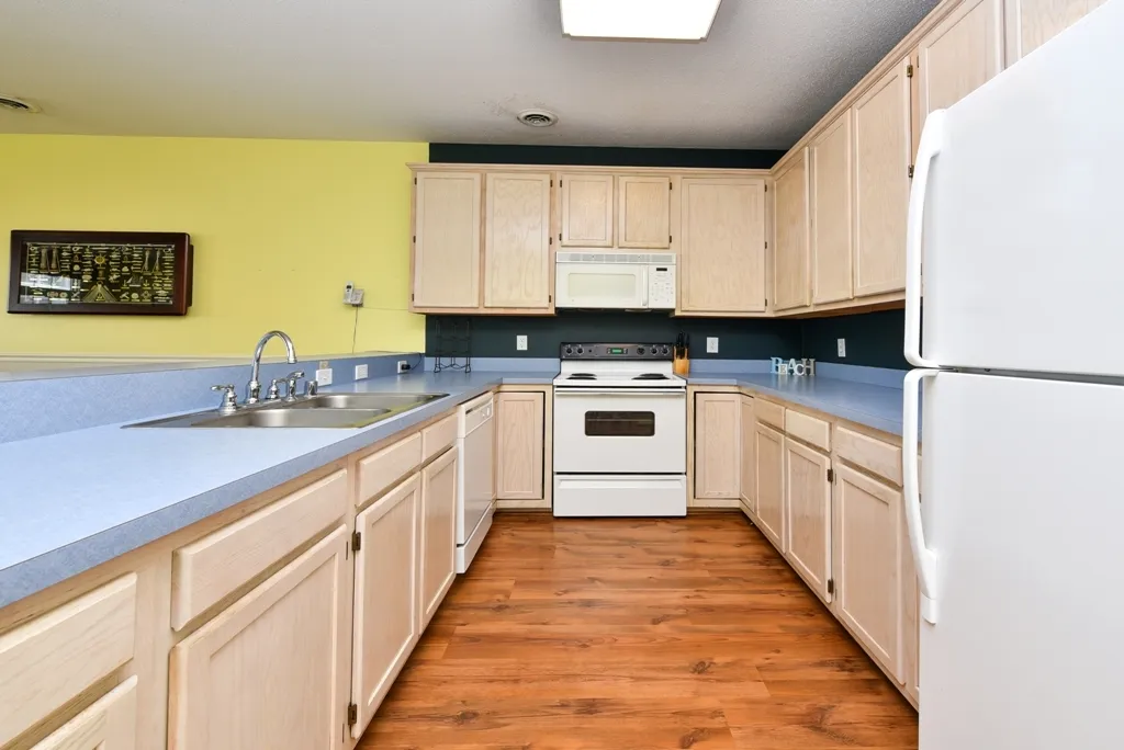 Portobello I Unit 310 photo 6