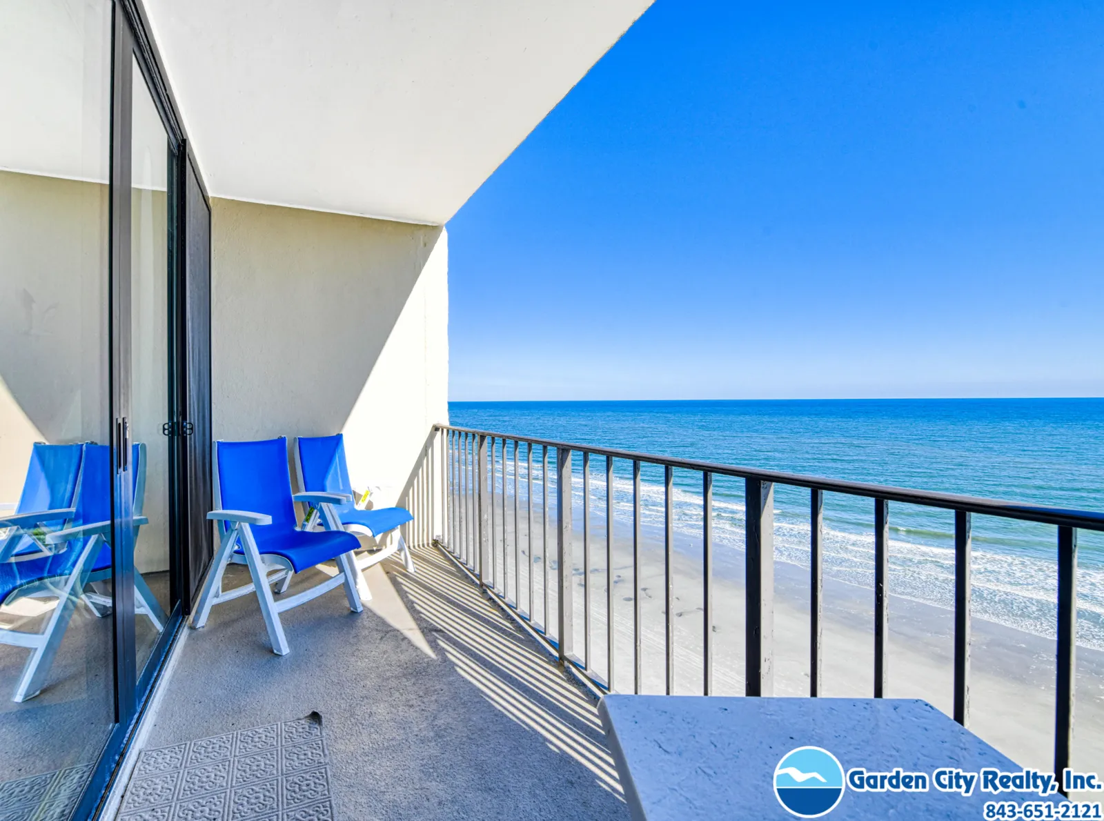 Horizon East 804 photo 1