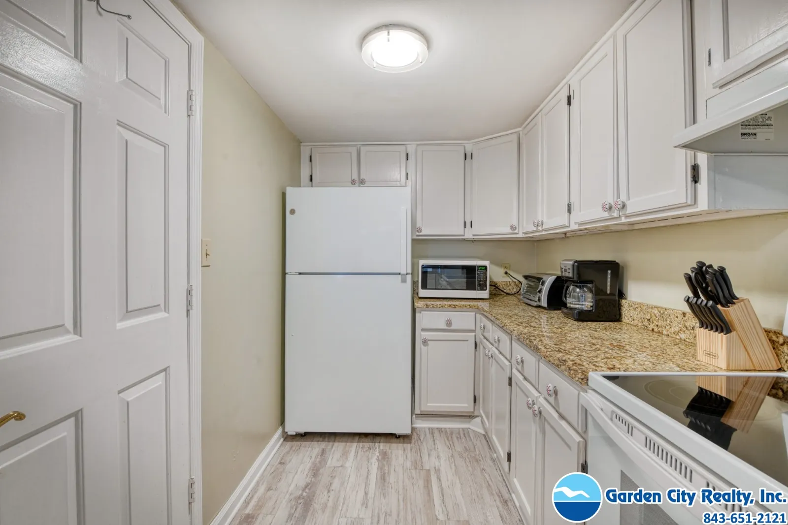 Horizon East 203 photo 18