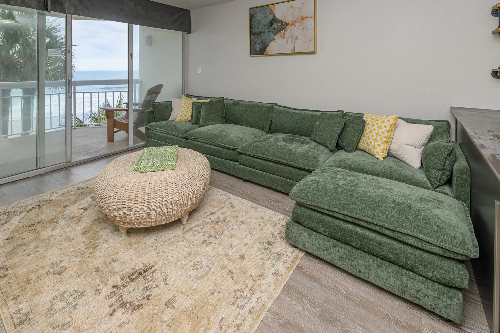 Water's Edge 204 photo 7