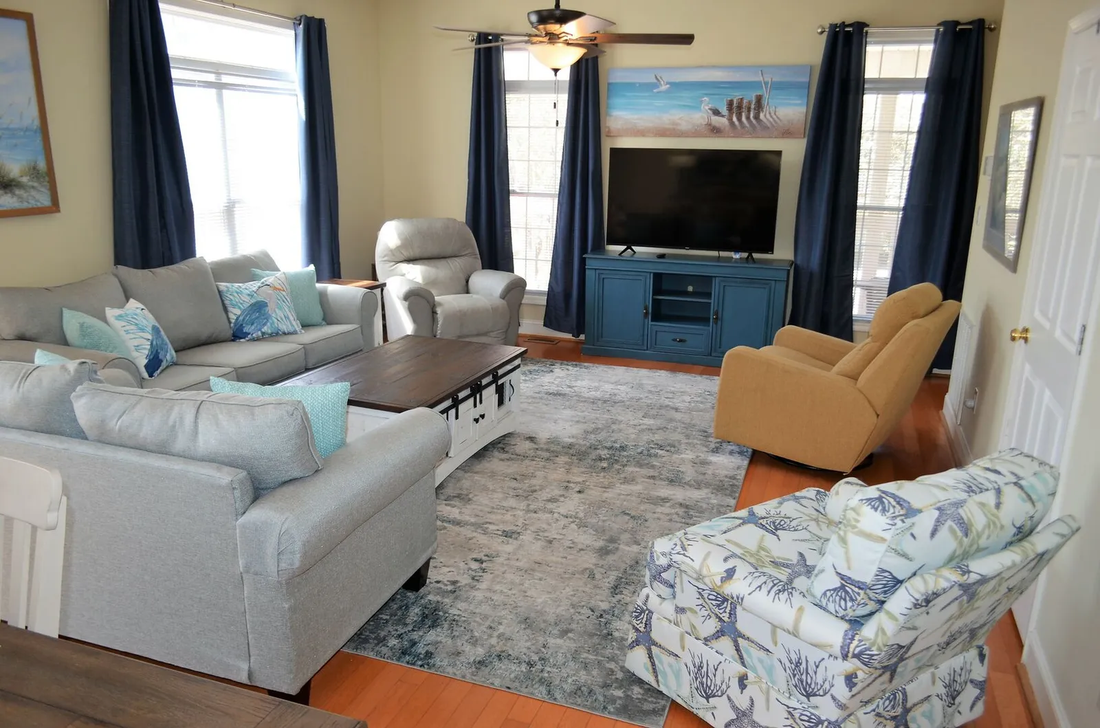 Surfside Suite photo 2