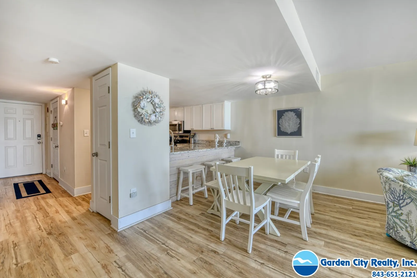 Horizon East 403 photo 12