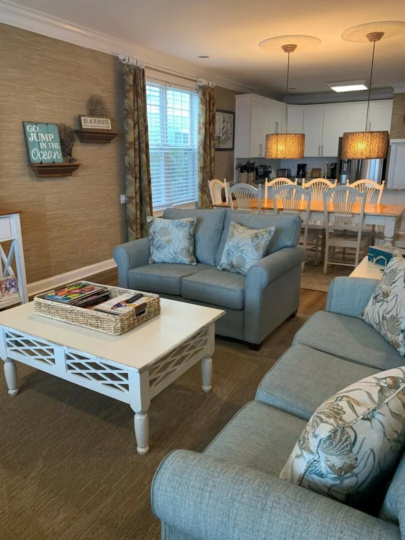 Surfside 6 photo 5