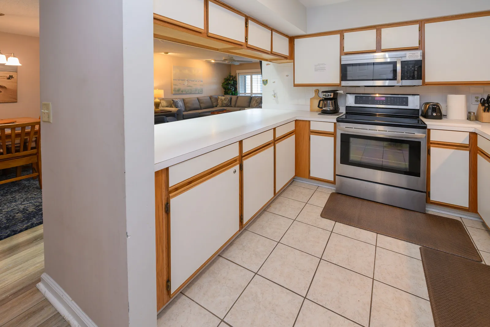 Islander I2 photo 3