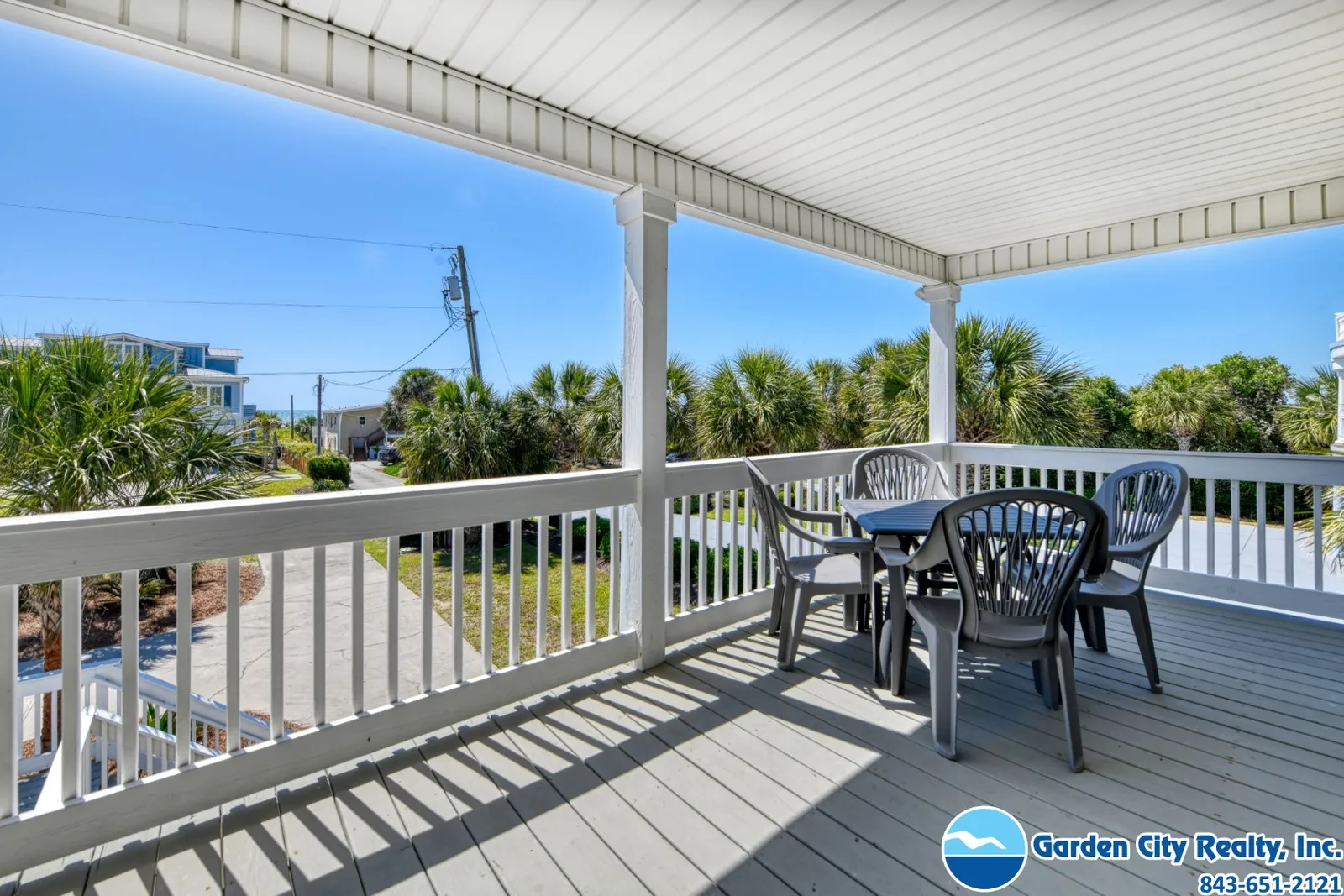 Lollipops Beach House photo 16